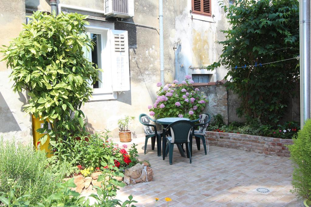 Apartments Santin Ρόβινι Εξωτερικό φωτογραφία