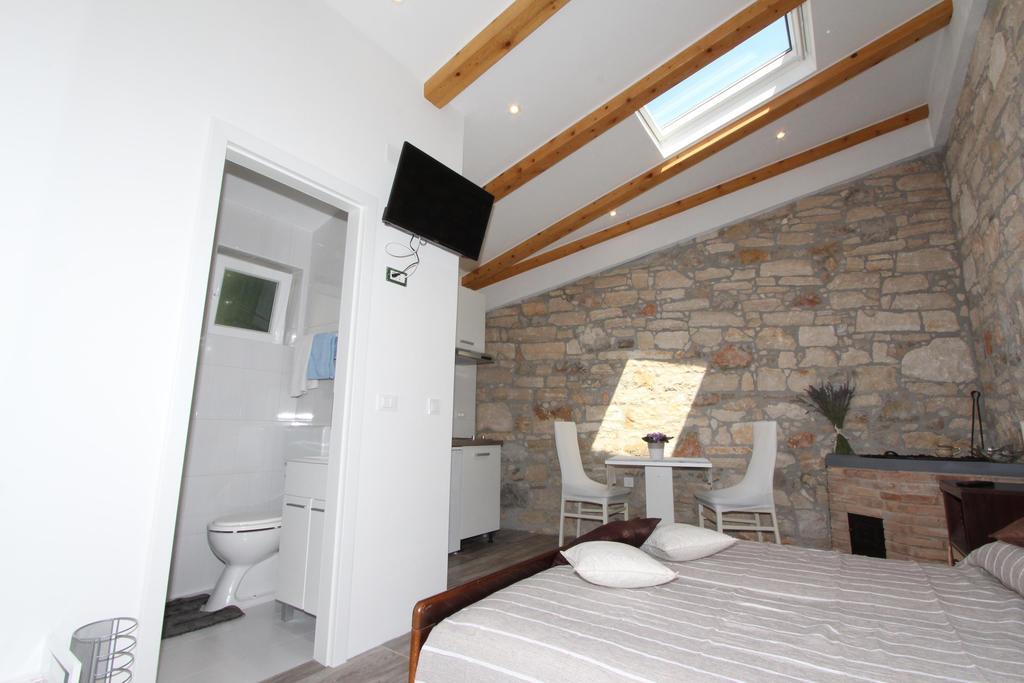 Apartments Santin Ρόβινι Εξωτερικό φωτογραφία