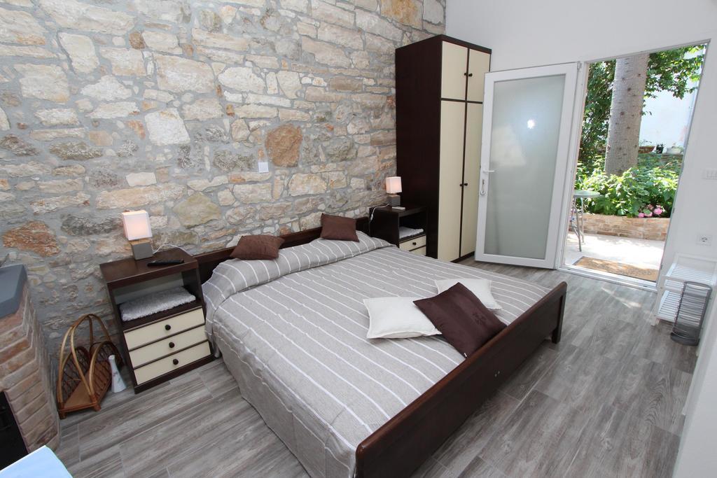 Apartments Santin Ρόβινι Εξωτερικό φωτογραφία