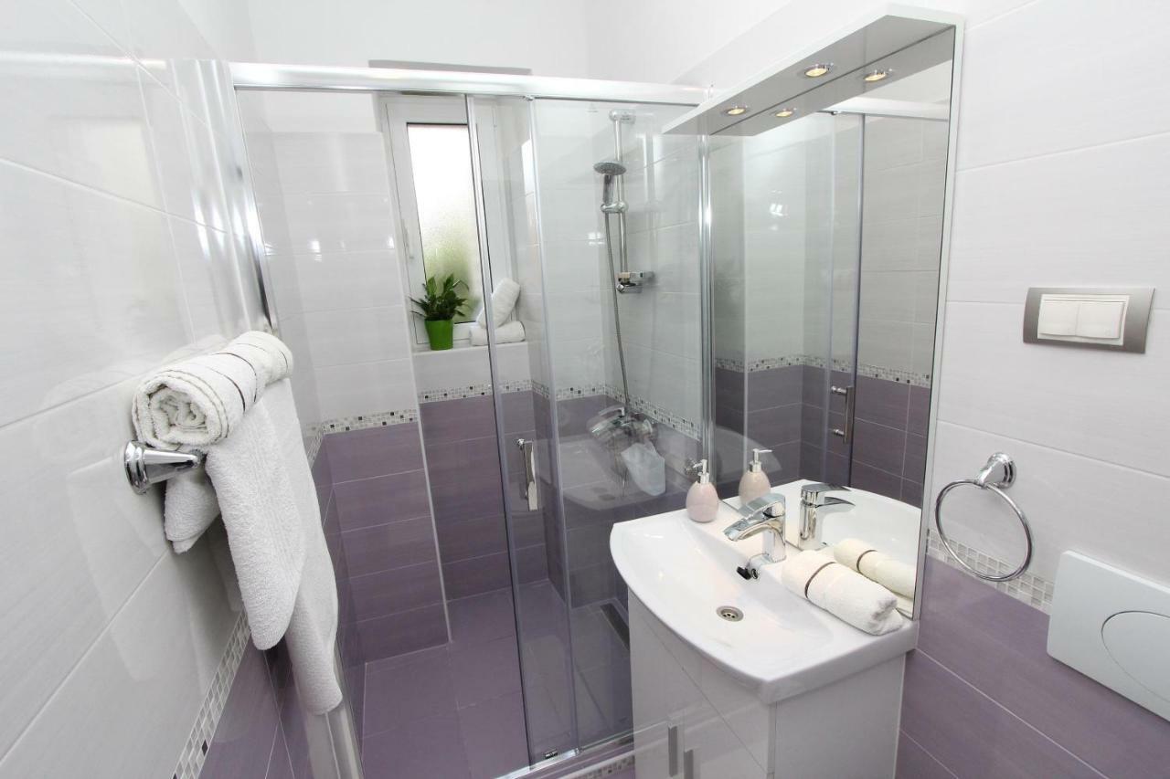 Apartments Santin Ρόβινι Εξωτερικό φωτογραφία