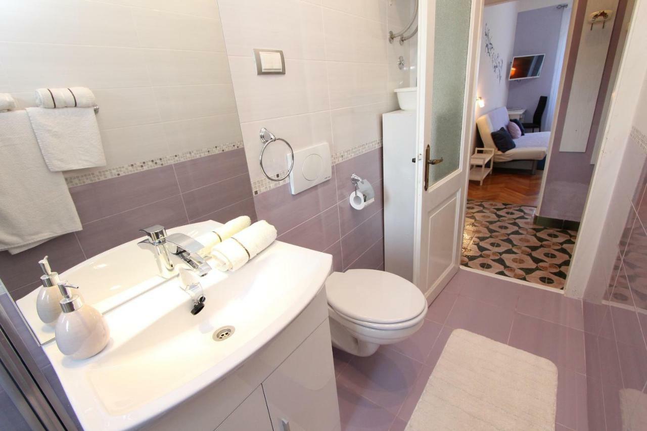 Apartments Santin Ρόβινι Εξωτερικό φωτογραφία